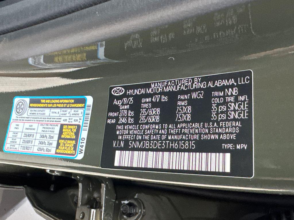 New 2026 Green HYUNDAI SEL FWD image 24