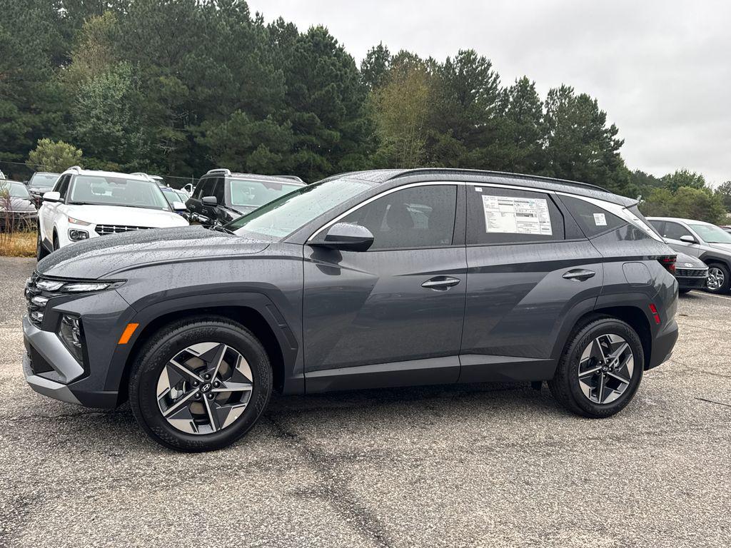 2026 Hyundai Tucson SEL photo 2