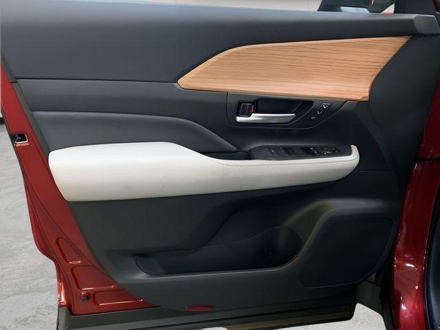 2025 Toyota Grand Highlander Platinum