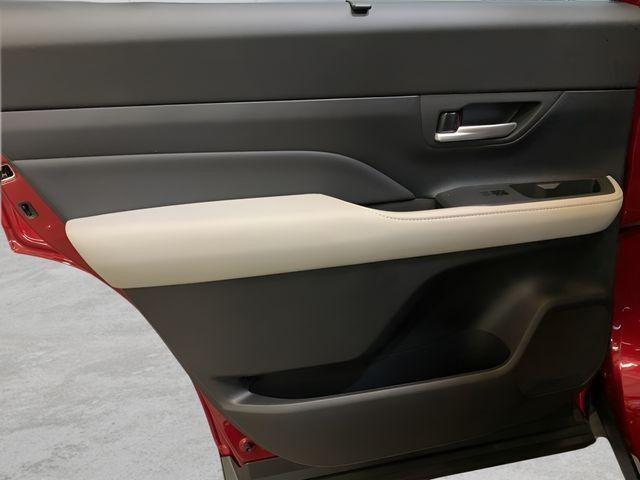 2025 Toyota Grand Highlander Platinum