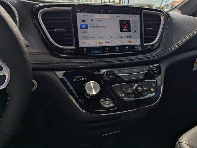 New 2026 Chrysler Pacifica For Sale in Green Valley, AZ