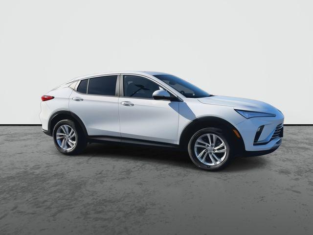2025 Buick NV Preferred FWD