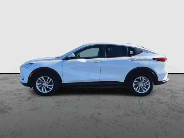 2025 Buick NV Preferred FWD