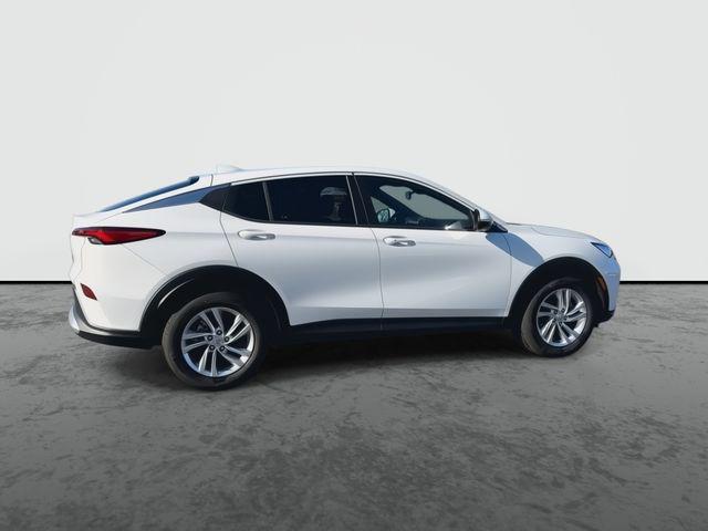 2025 Buick NV Preferred FWD