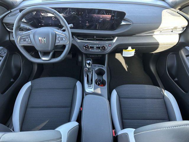 2025 Buick NV Preferred FWD