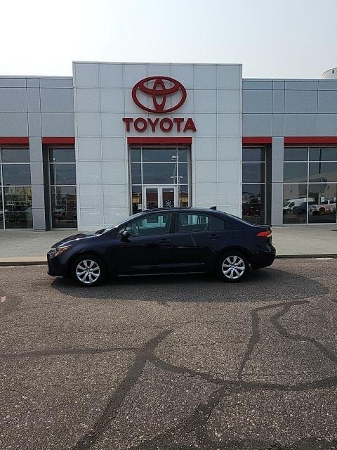 Used 2021 Toyota Corolla LE with VIN 5YFEPMAE0MP241247 for sale in Fort Morgan, CO