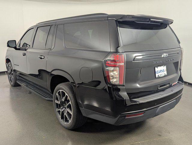 2023 Chevrolet Suburban 4WD RST