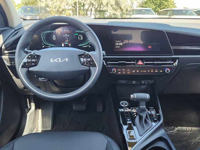 2025 Kia Niro EX