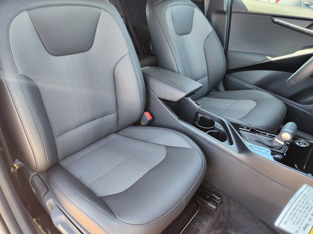 2025 Kia Niro EX