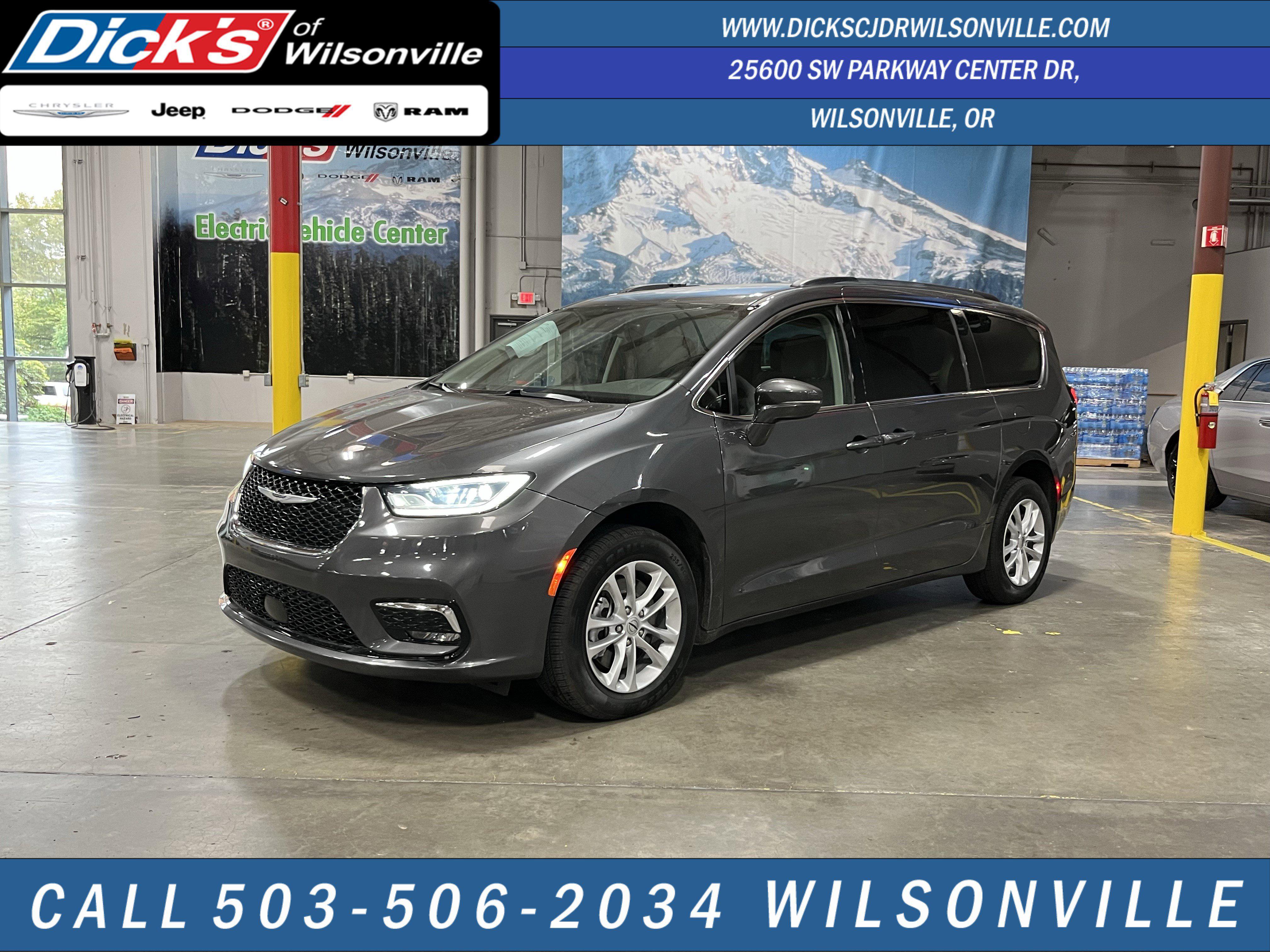 2021 Chrysler Pacifica Touring