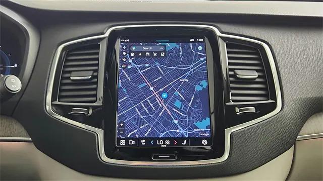 2023 Volvo XC90 Recharge T8 Plus 6-Seater