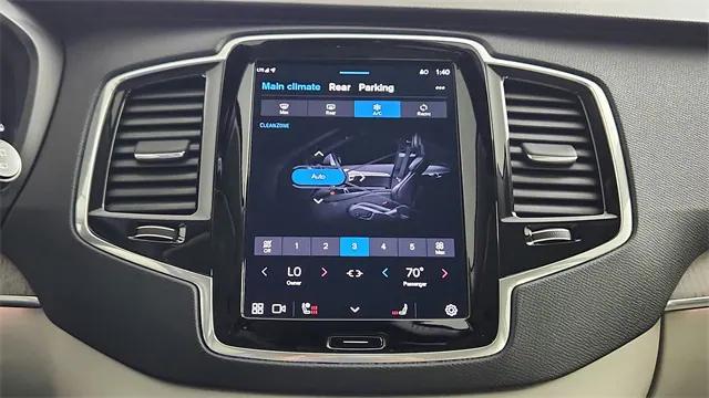 2023 Volvo XC90 Recharge T8 Plus 6-Seater