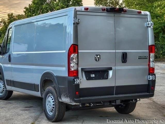 2026 Ram ProMaster Cargo Van Tradesman Low Roof 136" WB w/Pass Seat