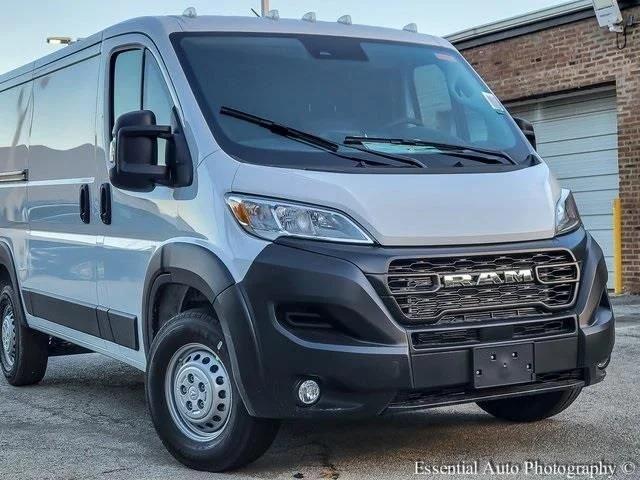 2026 Ram ProMaster Cargo Van Tradesman Low Roof 136" WB w/Pass Seat