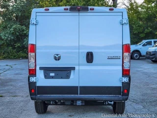 2026 Ram ProMaster Cargo Van Tradesman Low Roof 136" WB w/Pass Seat