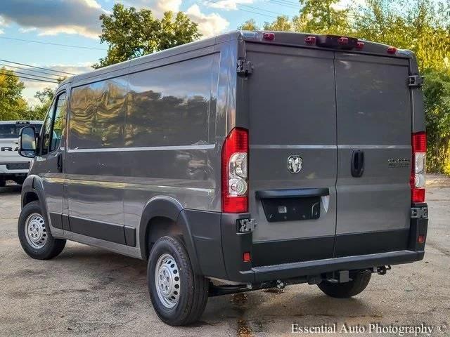 2026 Ram ProMaster Cargo Van Tradesman Low Roof 136" WB w/Pass Seat