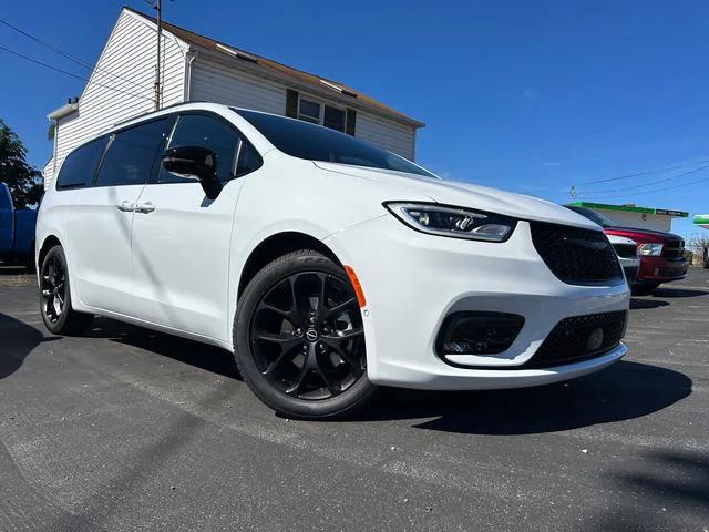 2026 Chrysler Pacifica PACIFICA LIMITED