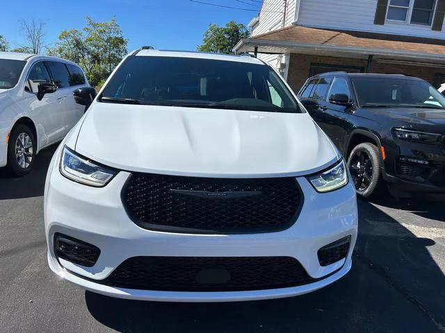 2026 Chrysler Pacifica PACIFICA LIMITED