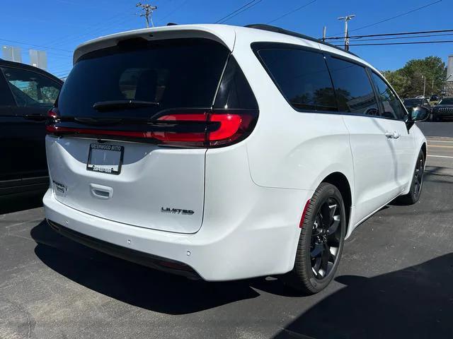 2026 Chrysler Pacifica PACIFICA LIMITED