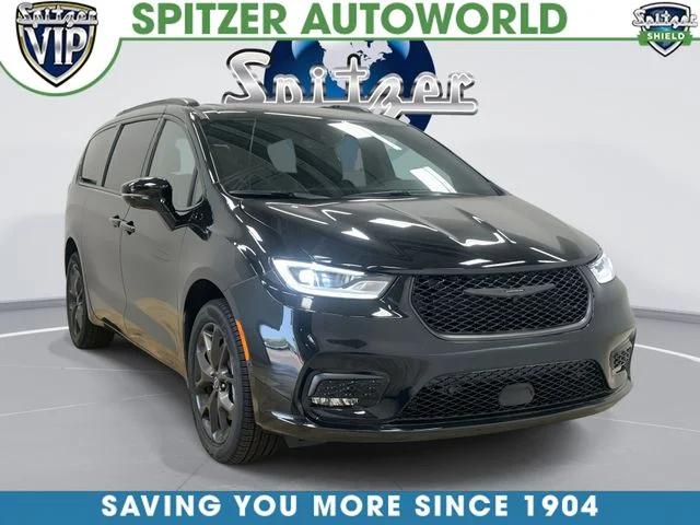 2026 Chrysler Pacifica PACIFICA LIMITED AWD