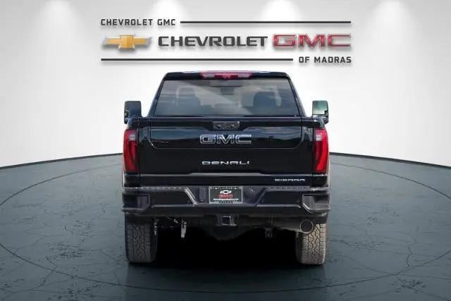 2026 GMC Sierra 2500HD Crew Cab, Long Bed, Denali Ultimate, 4WD