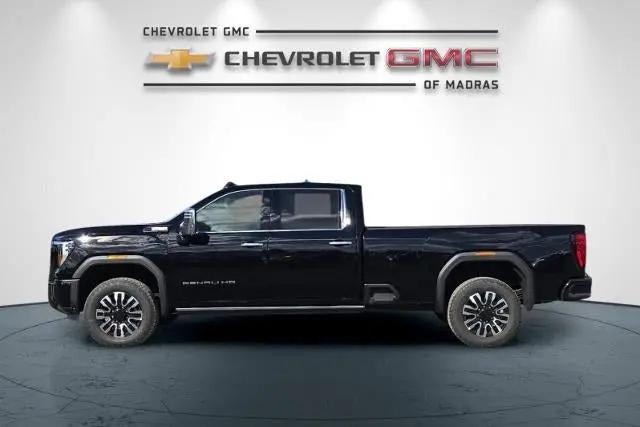 2026 GMC Sierra 2500HD Crew Cab, Long Bed, Denali Ultimate, 4WD