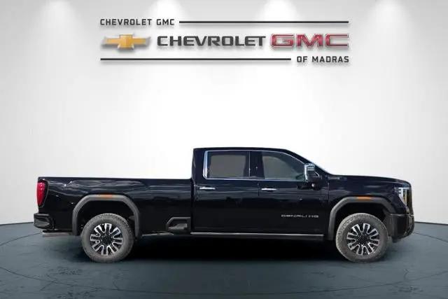 2026 GMC Sierra 2500HD Crew Cab, Long Bed, Denali Ultimate, 4WD