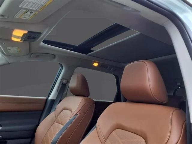 2025 Nissan Pathfinder Platinum 4WD