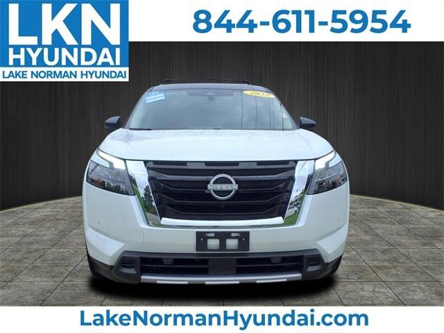 2025 Nissan Pathfinder Platinum 4WD