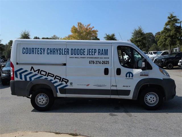 2017 RAM ProMaster 1500 Cargo Van Low Roof 136 WB 2017 RAM ProMaster 1500 Cargo Van Low Roof 136 WB