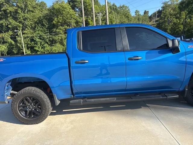 2022 Chevrolet Silverado 1500 4WD Crew Cab Short Bed Custom Trail Boss