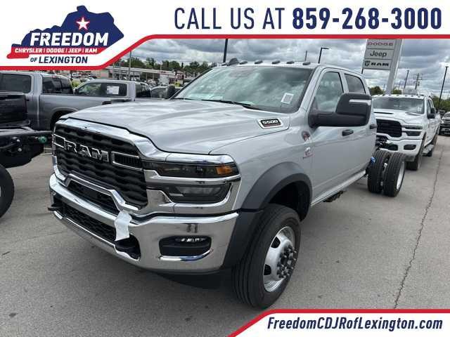 2026 RAM Ram 5500 Chassis Cab RAM 5500 TRADESMAN CHASSIS CREW CAB 4X4 60 CA 2026 RAM Ram 5500 Chassis Cab RAM 5500 TRADESMAN CHASSIS CREW CAB 4X4 60 CA