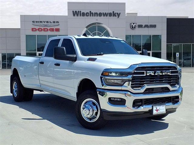 2026 RAM Ram 3500 RAM 3500 TRADESMAN CREW CAB 4X4 8 BOX 2026 RAM Ram 3500 RAM 3500 TRADESMAN CREW CAB 4X4 8 BOX