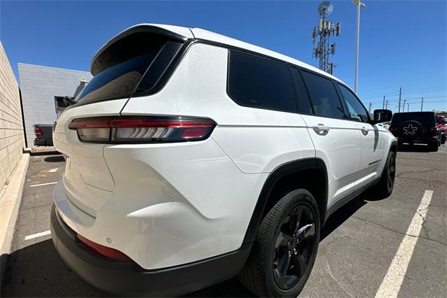 2023 Jeep Grand Cherokee L Altitude 4x2