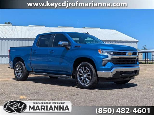 2022 Chevrolet Silverado 1500 4WD Crew Cab Standard Bed LT