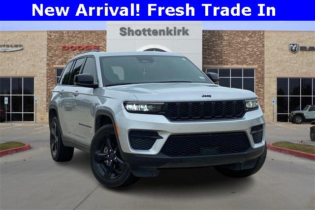 2024 Jeep Grand Cherokee Altitude X 4x2