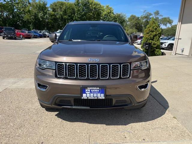 2017 Jeep Grand Cherokee Laredo 4x4