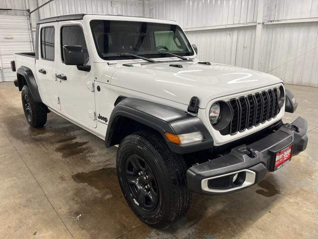 2024 Jeep Gladiator Sport