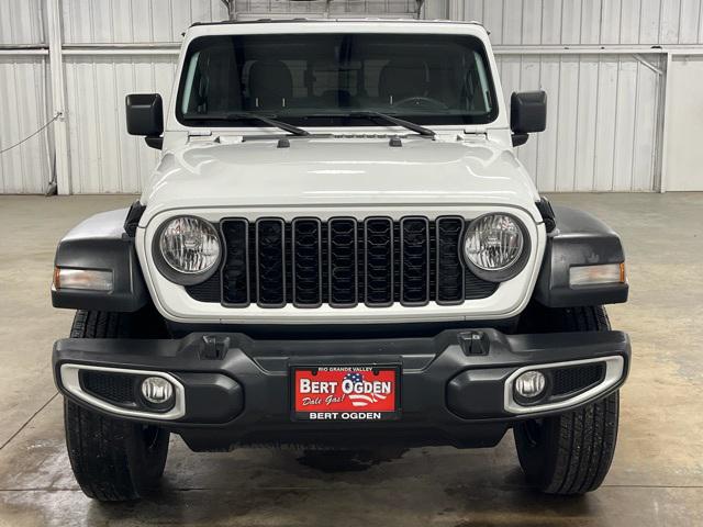 2024 Jeep Gladiator Sport
