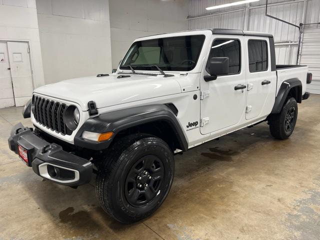 2024 Jeep Gladiator Sport