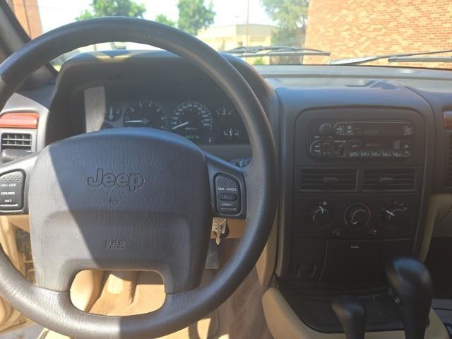 1999 Jeep Grand Cherokee Laredo