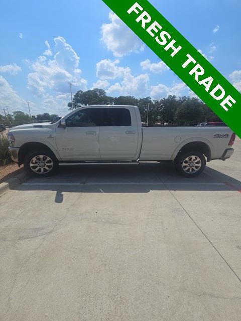 2019 RAM 2500 Laramie Crew Cab 4x4 8 Box