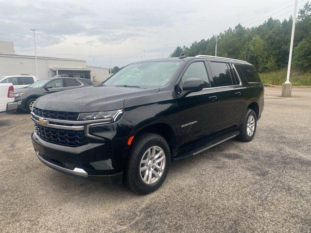2023 Chevrolet Suburban 2WD LS