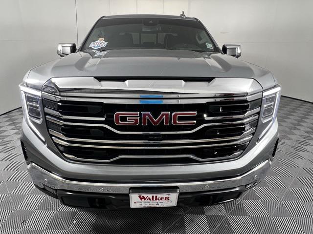 2023 GMC Sierra 1500 4WD Crew Cab Short Box SLT