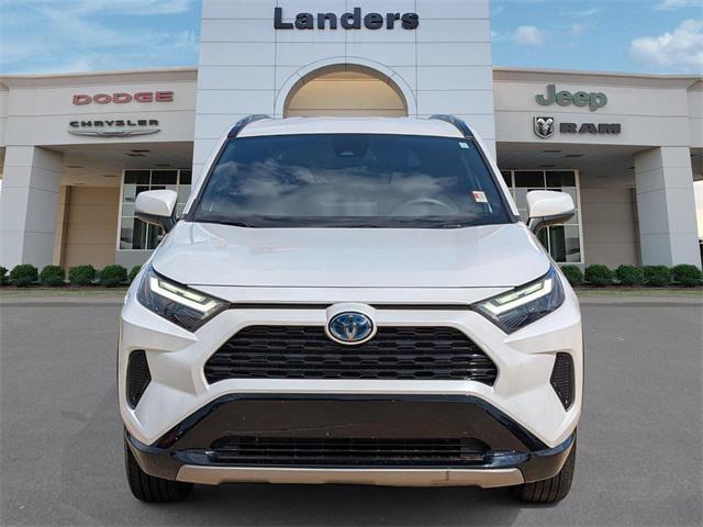 2023 Toyota RAV4 Hybrid SE