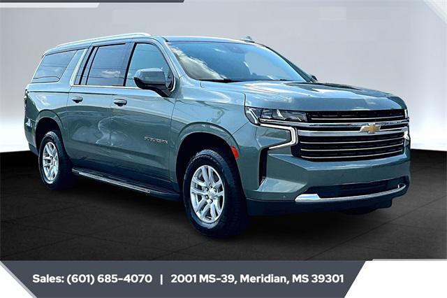 2023 Chevrolet Suburban 2WD LT
