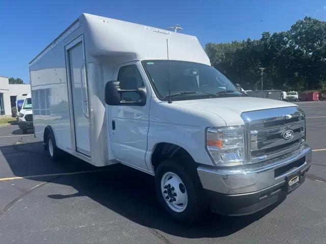 2026 Ford E-450 Cutaway E-Series Cutaway for sale in Elkhart, IN