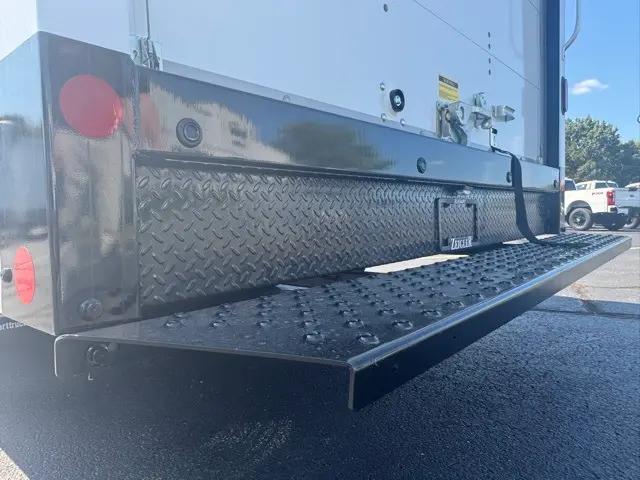 2026 Ford E-450 Cutaway E-Series Cutaway