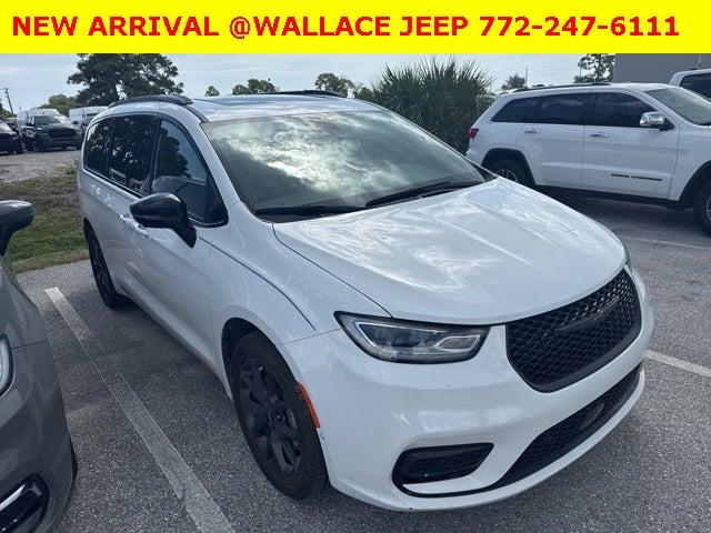 2023 Chrysler Pacifica Limited AWD