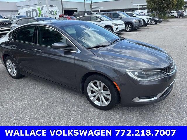 2017 Chrysler 200 Limited Platinum